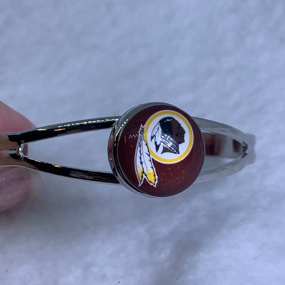 Washington redskins indian NFL football bracelet